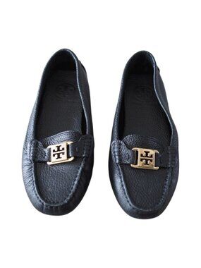 Tory Burch Black Leather Loafers with Gold Accent Kendrick driving loafers Sz 6M